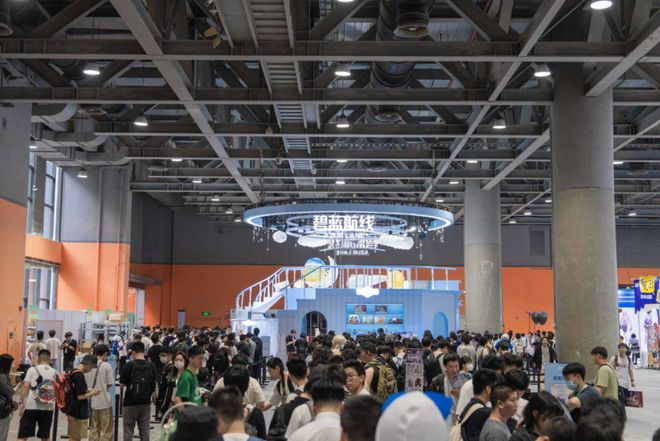 航线》的线下活动就跟回家了一样j9国际站登录每次参加《碧蓝(图7)